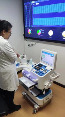 15-Zoll-Touch-Bildschirm Mehrfunktions-Gesundheitscheck-Kiosk mit BIM Körpergröße Gewichtsskala