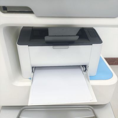 15-Zoll-Touch-Bildschirm Telemedizin Diagnosemaschine All-in-One Vollkörper-Check-Kiosk