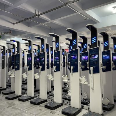 AC100-240v Stromversorgung Smart Body Analyzer für präzise Gewichts- und Höhenmessungen