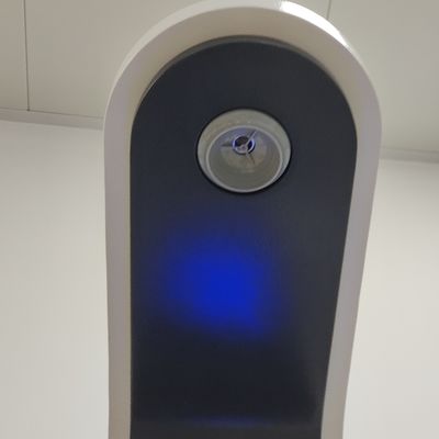 LCD-Anzeige Münzbetrieb Ultraschallhöhe Gewichtsskala mit automatischer Sprachübertragung