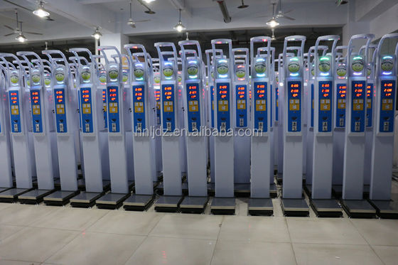 LED-Display-Münzbetriebene BMI-Maschine mit Datenübertragung und kundenspezifischer Unterstützung